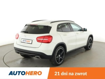 Mercedes GLA I Off-roader 2.0 250 211KM 2016 Mercedes GLA 250 4x4 automat full LED półskóra, zdjęcie 6