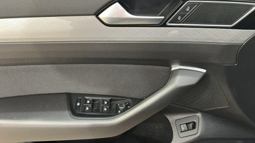 Volkswagen Passat B8 Limousine Facelifting 1.5 TSI EVO 150KM 2020 Volkswagen Passat 1.5 TSI EVO Bussines DSG sedan, zdjęcie 12