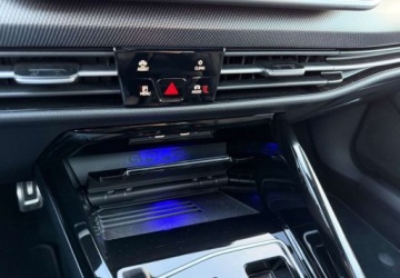 Volkswagen Golf VIII GTI Facelifting 2.0 TSI 265KM 2024 Volkswagen Golf Volkswagen Golf 2.0 TSI GTI DSG 2.0 Benzyna 265KM, zdjęcie 19