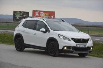 Peugeot 2008 I SUV Facelifting 1.6 BlueHDi 99KM 2016 Peugeot 2008 1.6HDI panorama nawi Car Play doinwes, zdjęcie 12