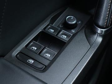 Cupra Leon II Sportstourer PHEV 1.4 e-Hybrid 204KM 2021 Cupra Leon 1.4 e-Hybrid, Serwis ASO, Automat, zdjęcie 16