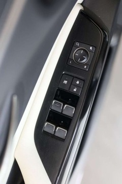 Lexus ES VII (XV70) Sedan Facelifting 300h 218KM 2023 Lexus ES 300h F Sport Design 2.5 Hybryda 218KM, zdjęcie 9