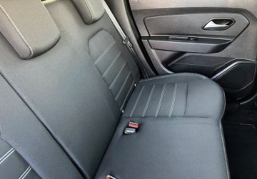 Dacia Duster II SUV  1.3 TCe 130KM 2019 Dacia Duster kamera cofania, nawigacja 1.3 Benzyna 130KM, zdjęcie 30