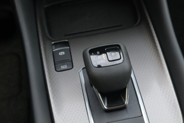 Nissan Qashqai III Crossover Facelifting 1.3 DIG-T MHEV 158KM 2025 Nissan Qashqai 1.3 DIG-T MHEV, 1. Właściciel, zdjęcie 12