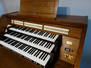 ЦИФРОВОЙ ЦЕРКОВНЫЙ ОРГАН JOHANNUS OPUS 30 DELUXE 3 РУКОВОДСТВА