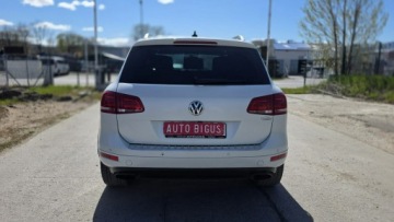 Volkswagen Touareg II SUV 3.0 V6 TDI BlueMotion  245KM 2013 Volkswagen Touareg 4x4 ledy automat bixenon R-LINE, zdjęcie 6