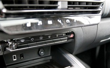 Citroen C5 Aircross SUV Plug-In Facelifting 1.6 PureTech Plug-In 225KM 2023 Citroen C5 Aircross 1.6 PHEV 225KM Shine Pack EAT8 Panorama Gwarancja, zdjęcie 30