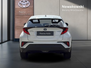 Toyota C-HR I Crossover Facelifting 1.8 Hybrid 122KM 2021 Toyota C-HR 1.8 Hybrid Executive 1.8 Hybrid Execut, zdjęcie 4