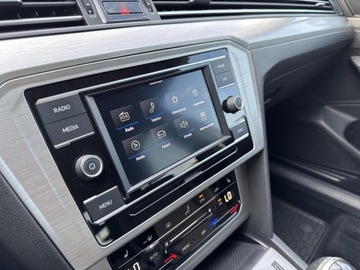 Volkswagen Passat B8 Limousine Facelifting 2.0 TDI SCR 150KM 2020 Volkswagen Passat B8 2.0 TDI EVO Essence 2.0 TDI 1, zdjęcie 24