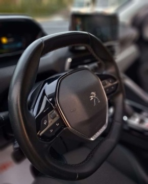 Peugeot 3008 II Plug-In Hybrid Facelifting 1.6 HYBRID 225KM 2021 Peugeot 3008 Peugeot 3008 225 e-EAT8 Allure Pack 1.6 Hybryda Plug-in 225KM, zdjęcie 13