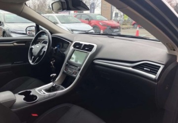 Ford Mondeo V Sedan 1.5 EcoBoost 160KM 2017 Ford Mondeo Ford Mondeo 1.5 EcoBoost Edition 1.5 Benzyna 160KM, zdjęcie 15