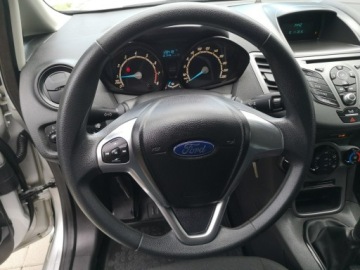 Ford Fiesta VII Hatchback 3d Facelifting 1.25 82KM 2016 Ford Fiesta 1.25 Benzyna 82KM Klima Elektryka, zdjęcie 13
