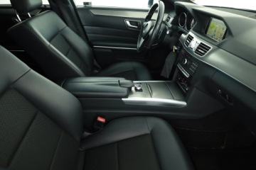 Mercedes Klasa E W212 Kombi Facelifting 250  211KM 2015 Mercedes E E 250, Salon Polska, Automat, Skóra, zdjęcie 6