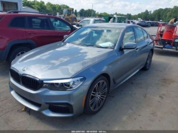 BMW Seria 5 G30-G31 2018 BMW Seria 5 2018 BMW 530E IPERFORMANCE 2.0 Hybryda 180KM, zdjęcie 2