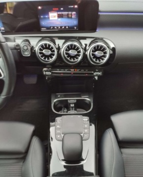 Mercedes CLA C118/X118 Shooting Brake 2.0 250 224KM 2020 Mercedes-Benz CLA Mercedes-Benz Klasa CLA C118X118 Serwis ,224km 2.0 224KM, zdjęcie 15