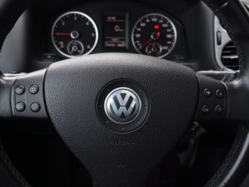 Volkswagen Tiguan I SUV 2.0 TDI CR DPF 140KM 2010 VW Tiguan 2.0 TDI, Serwis ASO, 4X4, Klima, zdjęcie 18