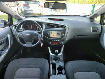 Kia Ceed II Hatchback 5d Facelifting 1.4 DOHC 100KM 2015 Kia Cee&#039;d Bezwypadkowy, kompletna dokumentacja, zdjęcie 11