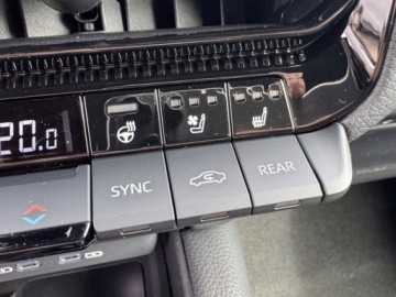 Toyota Land Cruiser VII Terenowy 5d 2.8 D-4D 204KM 2025 Od ręki - Executive 2.8 MHEV 205KM | Podgrzewane fotele!, zdjęcie 12