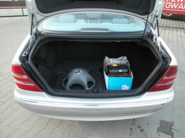 Mercedes Klasa S W220 Sedan 3.2 (320 CDI) 197KM 2002 Mercedes-Benz Klasa S Salon Polska Pelna opcja Niski przebieg 3.2 Diesel, zdjęcie 13