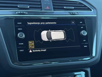 Volkswagen Tiguan II SUV 1.5 TSI EVO 150KM 2019 Volkswagen Tiguan Comfortline DSG ACC Reflektory LED Czujniki parkowania P, zdjęcie 32