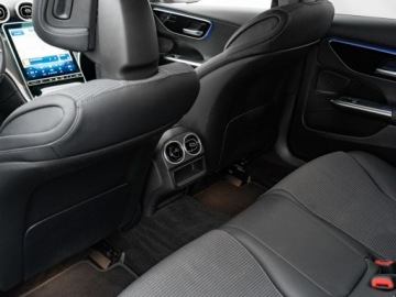 Mercedes Klasa C W206 Limuzyna 1.5 180 170KM 2023 Mercedes C 180 GD8L034#180 mHEV Avantgarde, zdjęcie 18