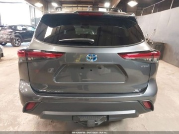 Toyota Highlander III 2023 Toyota Highlander Hybrid Xle, 2023r., 4x4, 2.5L 2.5 Hybryda 186KM, zdjęcie 7