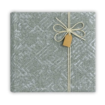 ALBUM tradycyjny na 20 kart/40 stron 24x24cm.