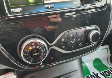 Renault Captur I Crossover 1.5 dCi 90KM 2014 Renault Captur Kamera cofania Hands Free GetHelp 1.5 Diesel 90KM, zdjęcie 15