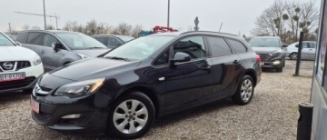 Opel Astra J Sports Tourer Facelifting 1.6 Twinport ECOTEC 115KM 2014 Opel Astra Salonowy 1.6 benzyna serwisowany. 1.6 Benzyna 115KM, zdjęcie 13