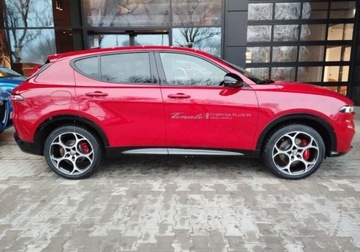 Alfa Romeo 2024 Alfa Romeo Tonale 1.3 T4 280KM VELOCE AT6 Plug-in Hybrid Vat 23 Salon PL 1, zdjęcie 4