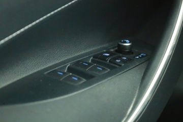 Toyota Corolla XII TS Kombi 1.8 Hybrid 122KM 2019 Toyota Corolla 1.8 Hybrid, Salon Polska, zdjęcie 19