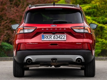 Ford Escape III 2022 Ford escpe (kuga) 4x4 AWD 2.0 bezyna, zdjęcie 10