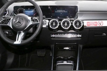 Mercedes GLB SUV 2.0 200d 150KM 2024 Mercedes-Benz Glb 200 d 4-Matic Progressive Suv 2.0 (150KM) 2024, zdjęcie 3
