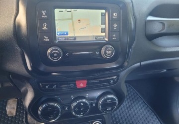 Jeep Renegade SUV 1.6 E-TorQ 110KM 2017 Jeep Renegade 1.6 Benzyna 110KM, zdjęcie 22