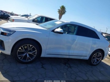 Audi Q8 2023 Audi Q8 Premium Plus 55 Tfsi Quattro Tiptronic 2023 3.0l 3.0 Benzyna 335KM, zdjęcie 2