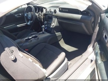 Ford Mustang VI 2021 Ford Mustang 2021 Ford Mustang EcoBoost Fastback 2.3 Benzyna 310KM, zdjęcie 4