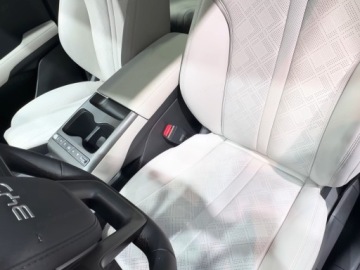 BYD 2025 BYD ATTO 2 Boost DM-i aut Suv (212 KM) 2025, zdjęcie 8