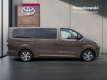 Toyota Proace II Furgon Medium 2.0 D-4D 177KM 2022 Toyota PROACE VERSO 2.0 D4-D Long VIP PROACE Verso, zdjęcie 26