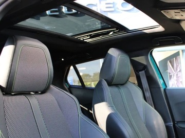 Peugeot 2008 II SUV Facelifting 1.2 PureTech 130KM 2025 Od ręki - GT S&amp;S EAT8 1.2 PureTech 130KM / Dach panoramiczny, zdjęcie 5