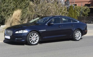Jaguar XJ VII X351 Sedan SWB 3.0L V6D 600 275KM 2015 Jaguar XJ Jaguar XJ 3.0 V6 S Premium Luxury 3.0 Diesel 275KM, zdjęcie 22