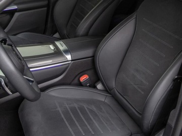 Mercedes GLC C254/X254 2025 MERCEDES-BENZ GLC 300 e 4-Matic AMG Line 2.0 (360KM) 2025, zdjęcie 3