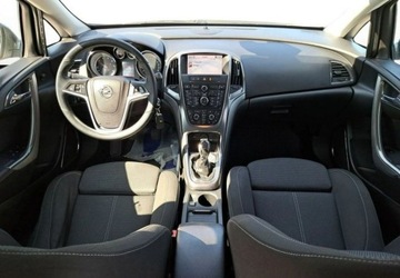 Opel Astra J Sports Tourer 2.0 CDTI ECOTEC 160KM 2011 Opel Astra BDB STAN - hak - nawigacja - klima dwustrefowa - kamera 2.0, zdjęcie 12