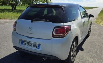 DS 3 Hatchback Facelifting 2016 1.2 PureTech 110KM 2015 Citroen DS3 89tys.km, zdjęcie 25