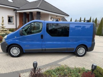 Renault Trafic II 2007 Renault Trafic Generation Expression 2.5 dCi 135KM 2007r, zdjęcie 8