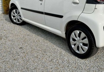 Citroen C1 I Hatchback 3d Facelifting 1.0 i 68KM 2011 Citroen C1 Citroen C1 1.0 Exclusive Benzyna 68KM, zdjęcie 17