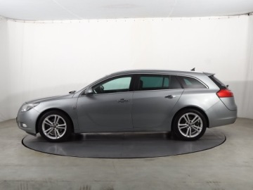 Opel Insignia I Sports Tourer 2.0 CDTI ECOTEC 160KM 2013 Opel Insignia 2.0 CDTI, Xenon, Klima, Klimatronic, zdjęcie 2