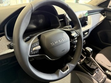Skoda Kamiq Crossover Facelifting 1.0 TSI 115KM 2025 Skoda Kamiq Kamiq Edition 130 1,0 TSI 85 kW 7-biegowa DSG Benzyna 115KM, zdjęcie 8
