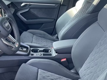 Audi A3 8Y S3 Sportback Facelifting 2.0 TFSI 333KM 2025 AUDI A3 S3 TFSI quattro Hatchback 2.0 (333KM) 2025, zdjęcie 4