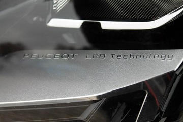 Peugeot 3008 II Crossover Facelifting  1.5 BlueHDi 130KM 2022 Peugeot 3008 Automat, zdjęcie 33