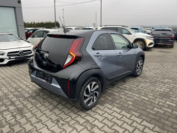 Toyota Aygo X 1.1 VVT-i 72KM 2024 Toyota Aygo X Active Klimatyzacja Tempomat Kamera